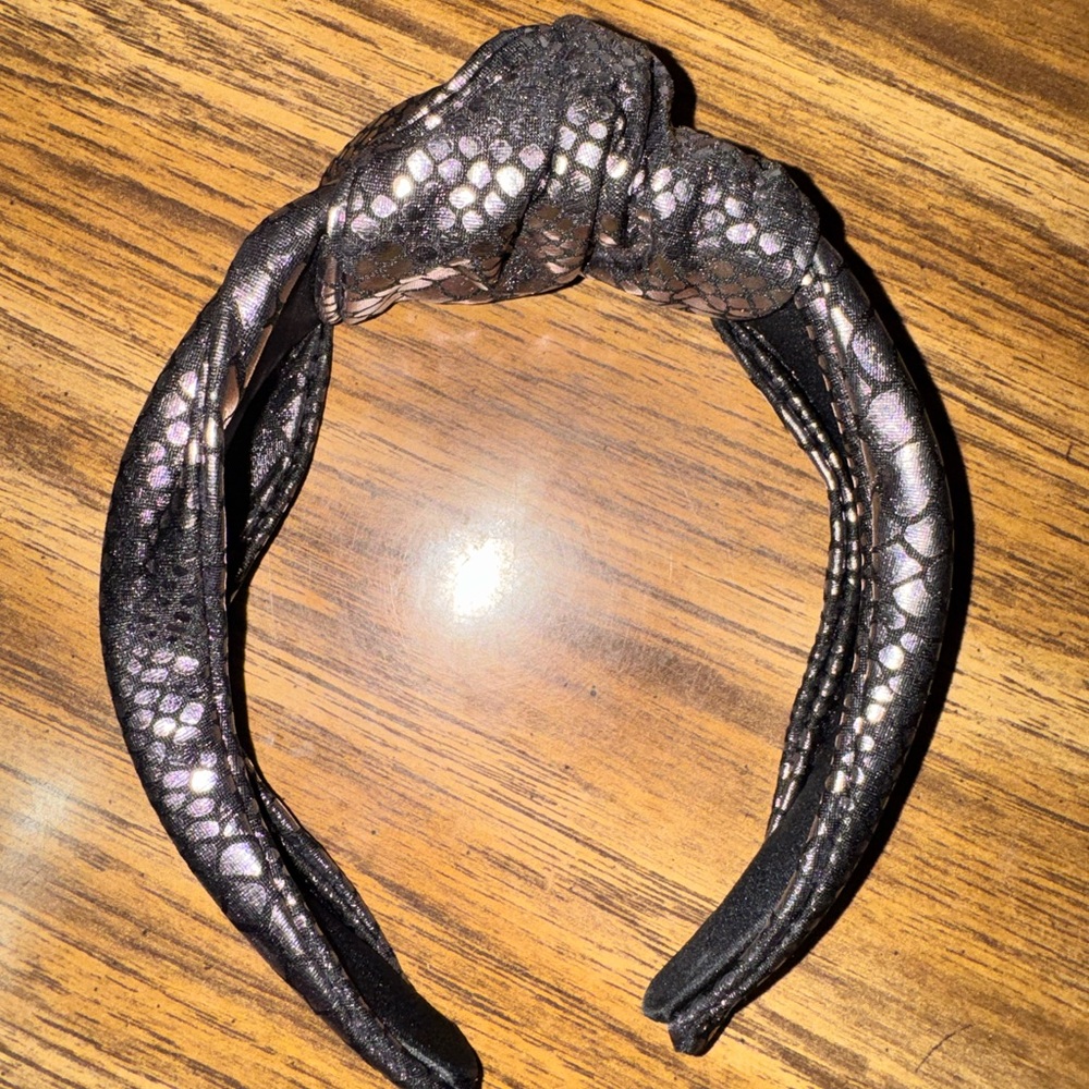 Elegant Black and Silver Headband